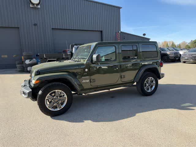 2023 Jeep Wrangler 4-Door Sahara - Photo 17