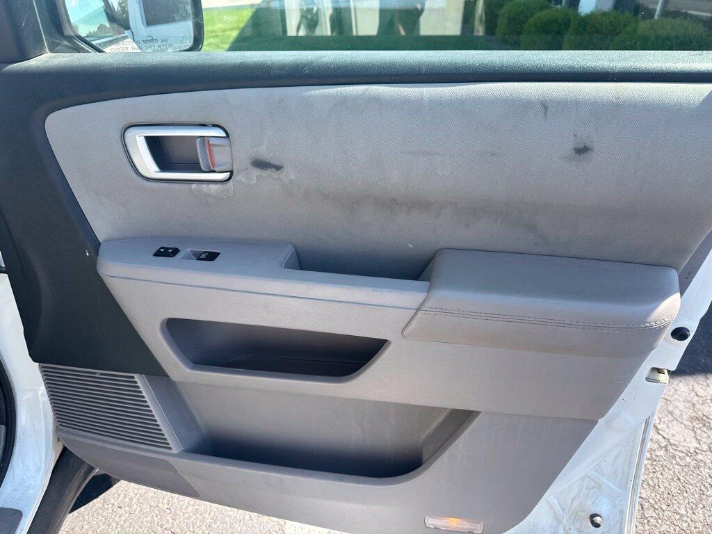 2013 Honda Pilot LX - Photo 17