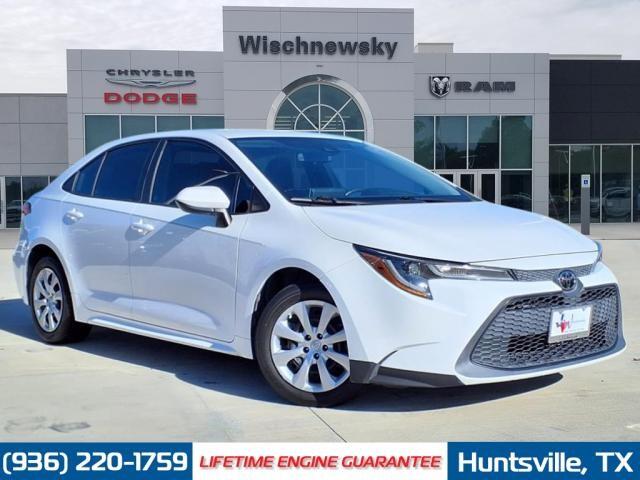 Used 2020 Toyota Corolla LE with VIN 5YFEPRAE6LP077398 for sale in Huntsville, TX