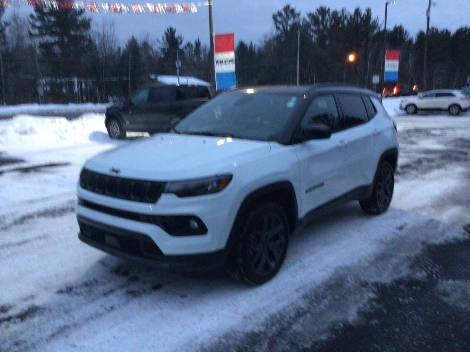2026 Jeep Compass Limited Altitude's photo