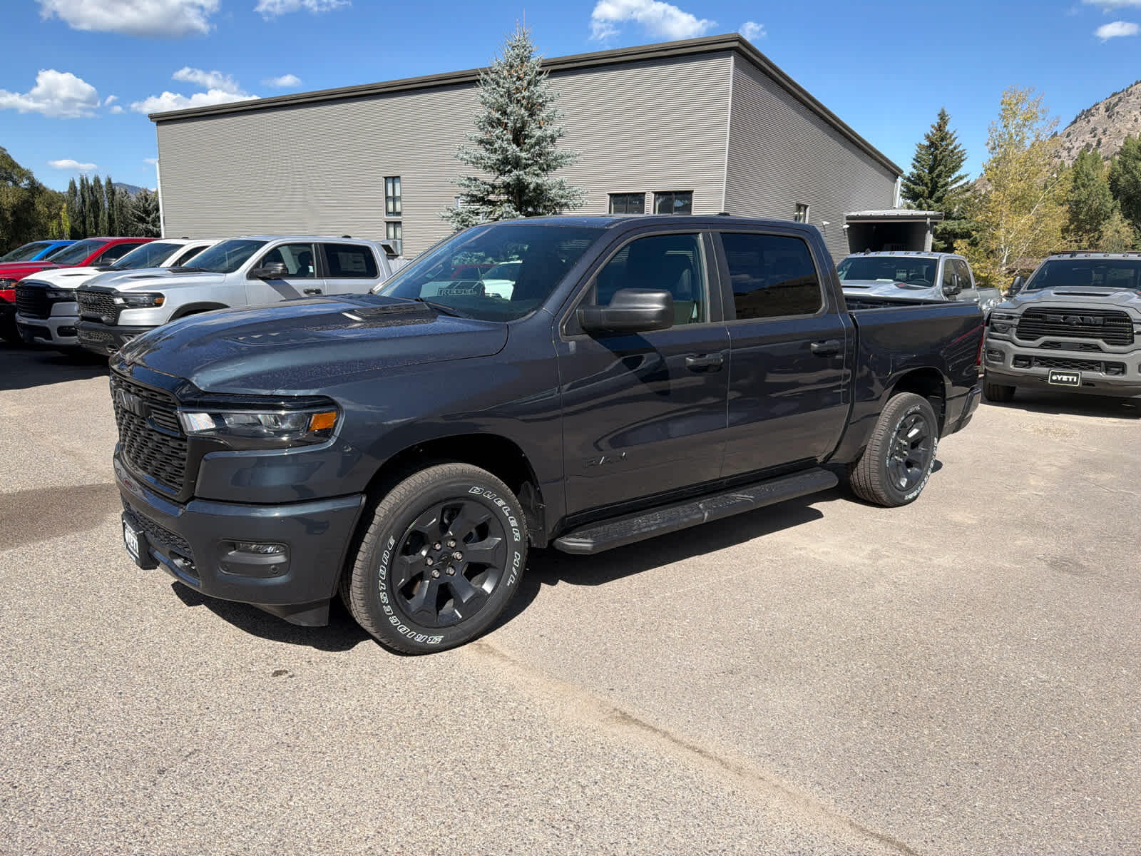 2026 RAM 1500 1500 Express Crew Cab 4x4 5'7' Box