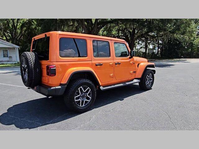 2025 Jeep Wrangler 4-Door Sahara - Photo 33