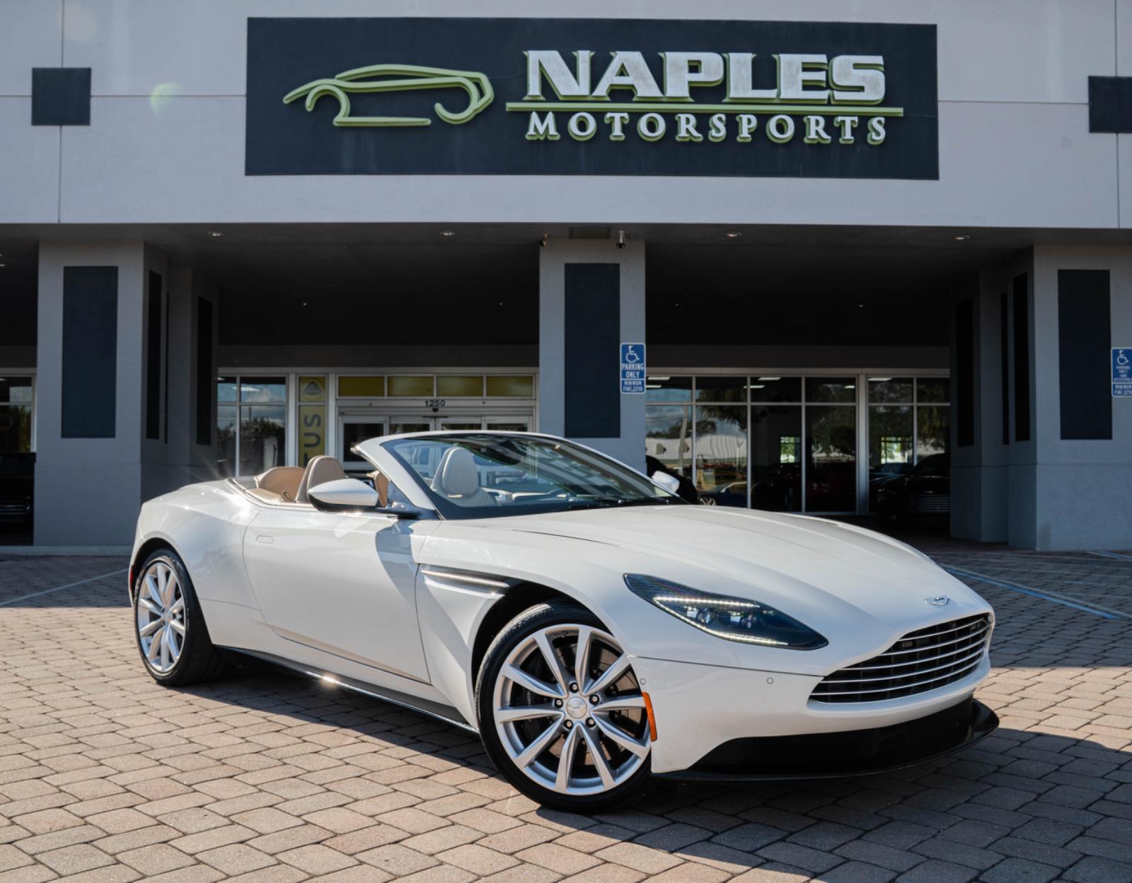 Used 2019 Aston Martin DB11 Volante