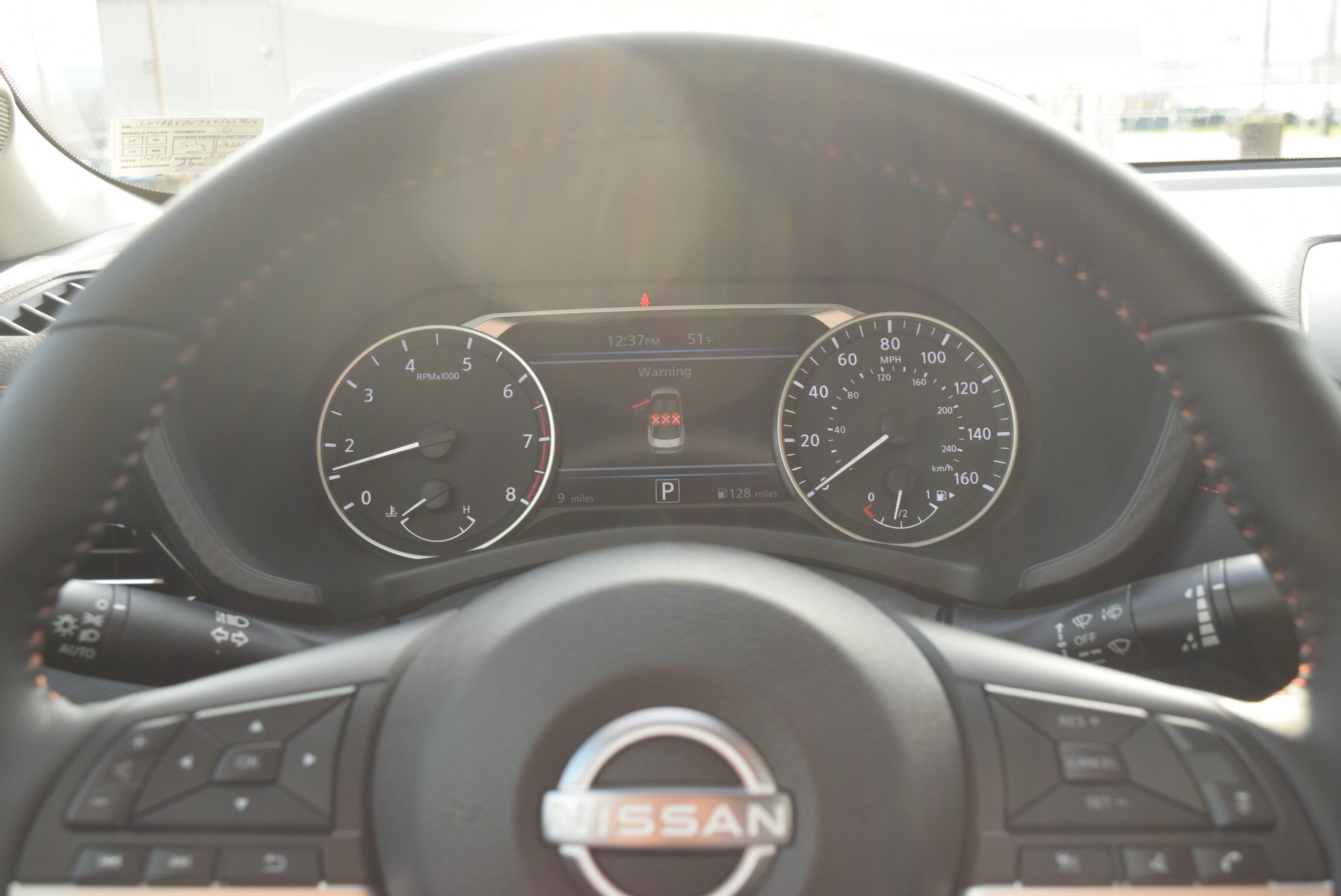 2025 Nissan Sentra SR - Photo 14