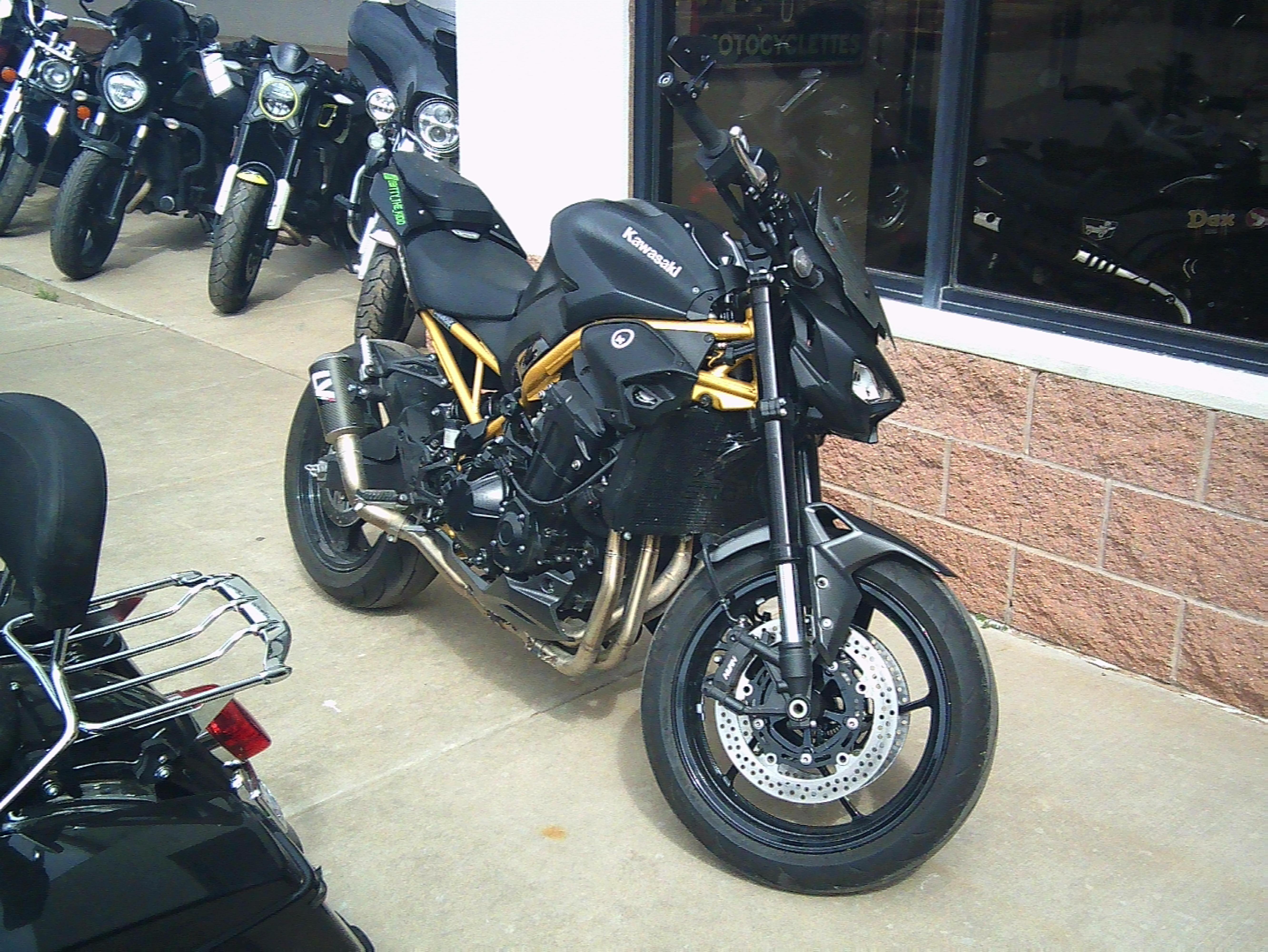 2026 KAWASAKI Z900 ABS