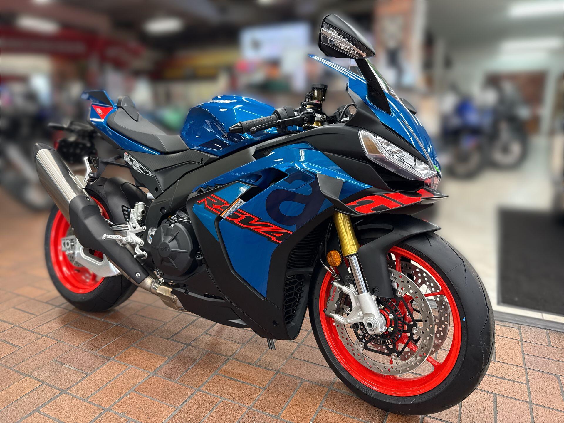 2027 APRILIA RSV4 1100