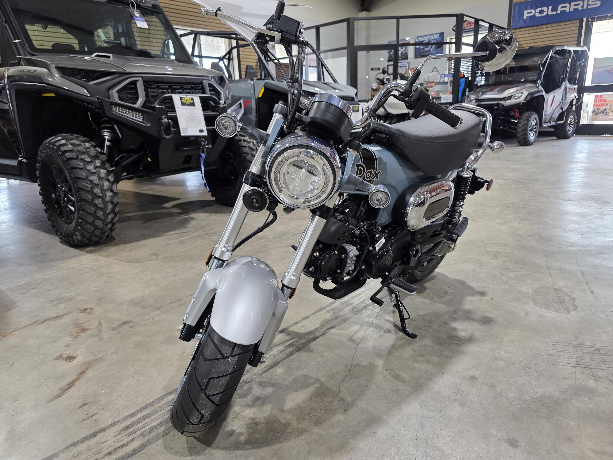 2025 Honda DAX 125 ABS
