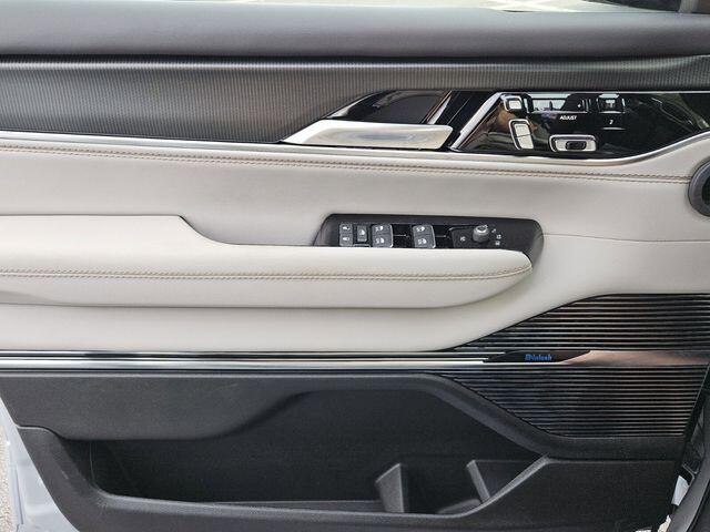 2026 Jeep Grand Wagoneer Summit Obsidian - Photo 17
