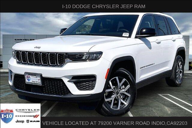 2027 Jeep Grand Cherokee Grand Cherokee Laredo X 4x4