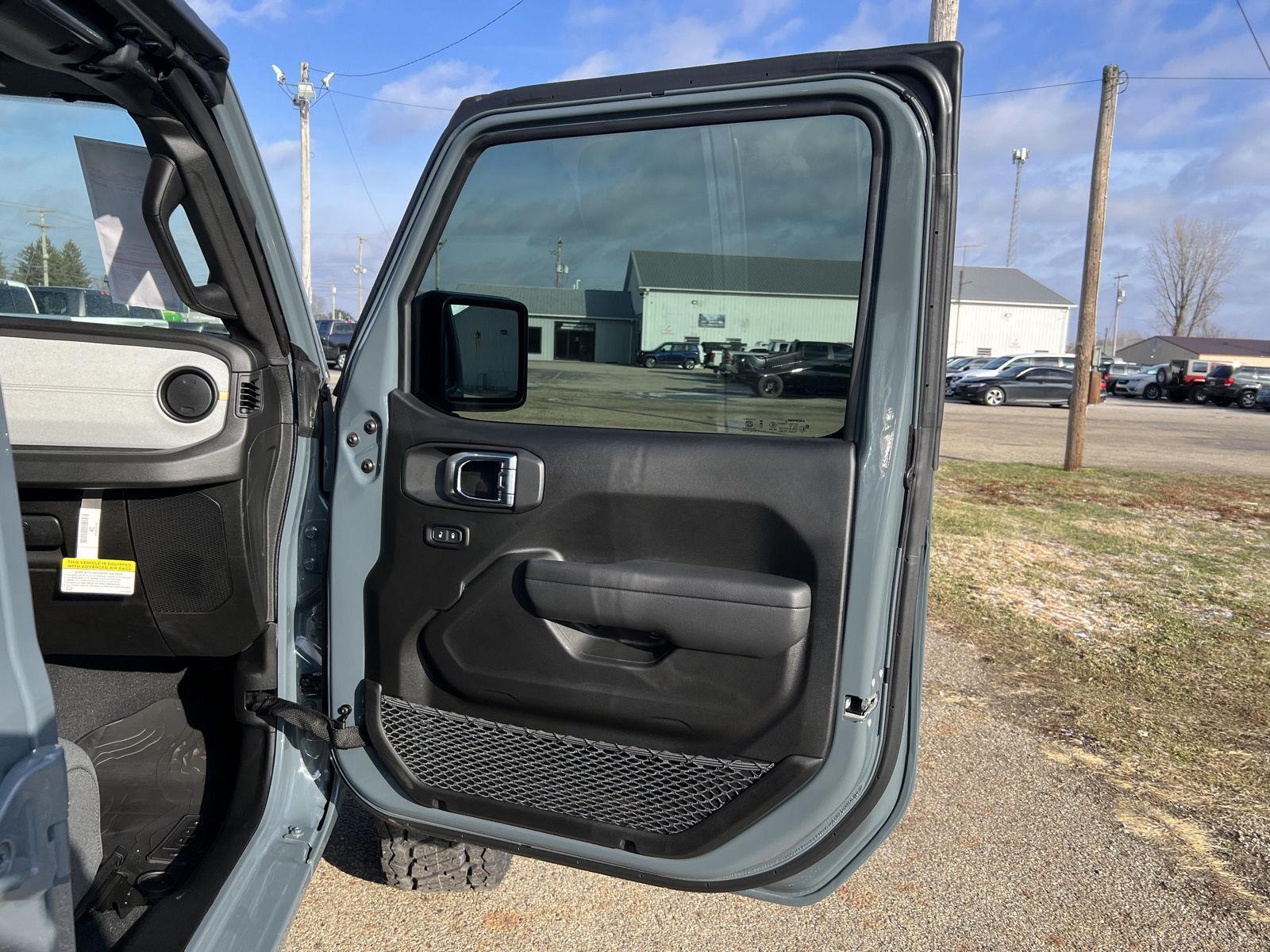 2026 Jeep Wrangler 4-Door Sport - Photo 34