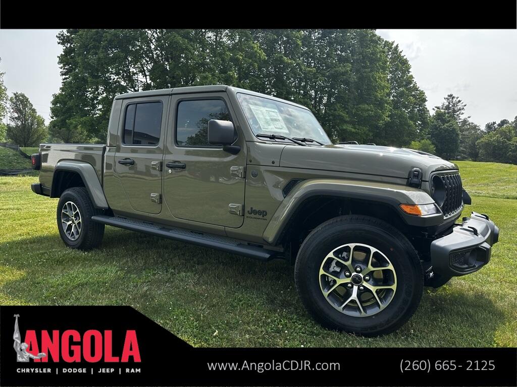 2025 Jeep Gladiator Sport S's photo