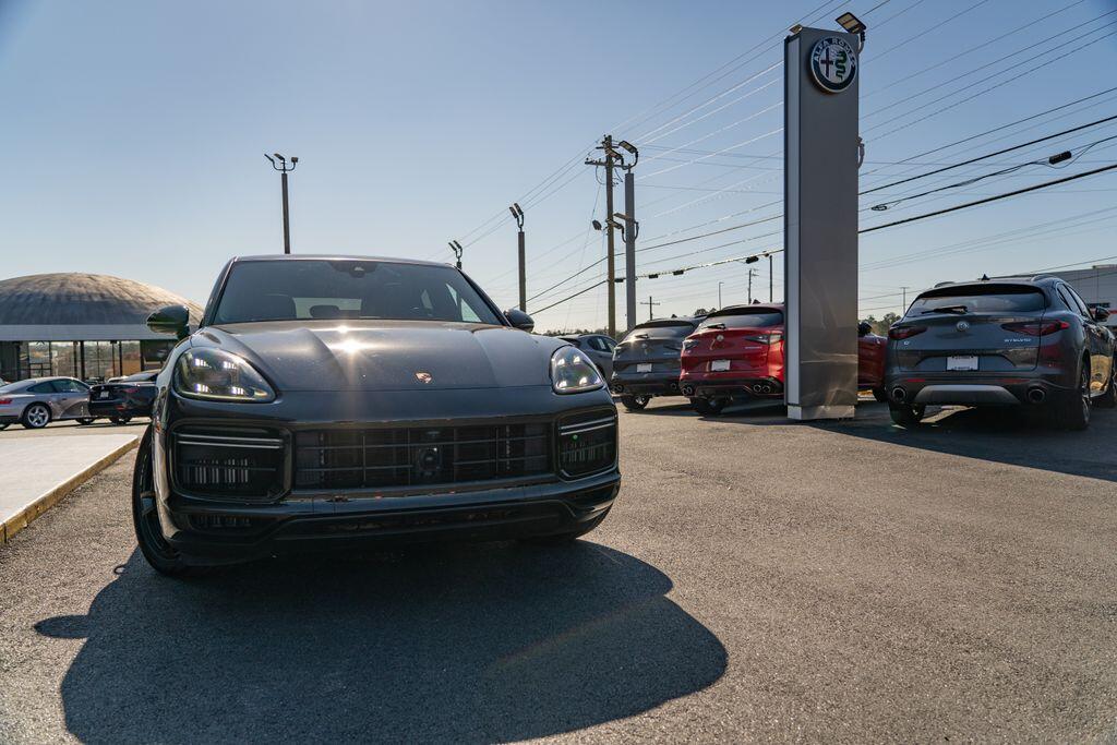 2020 Porsche Cayenne Coup Turbo photo 10