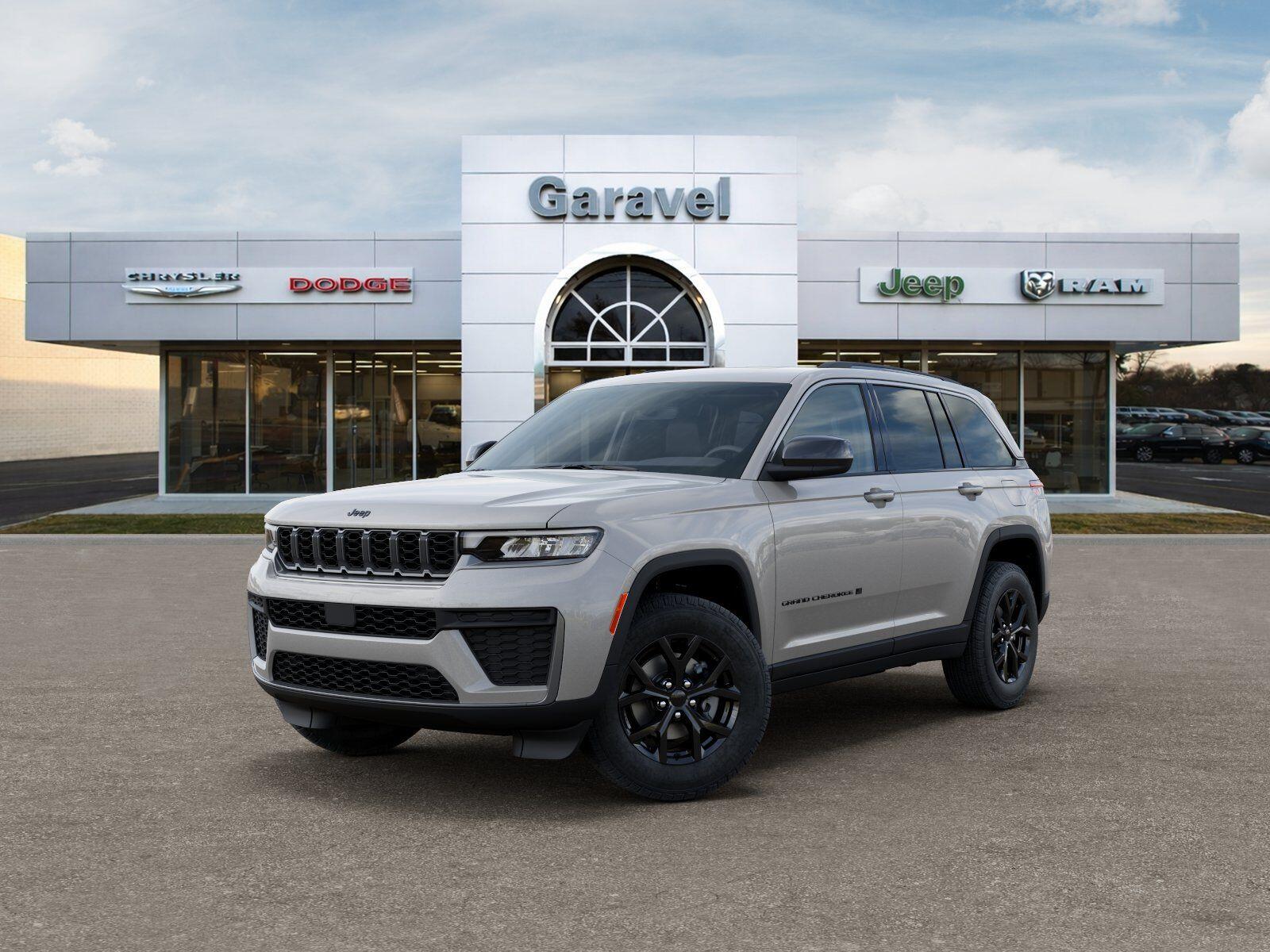2026 Jeep Grand Cherokee Grand Cherokee Laredo Altitude 4x4