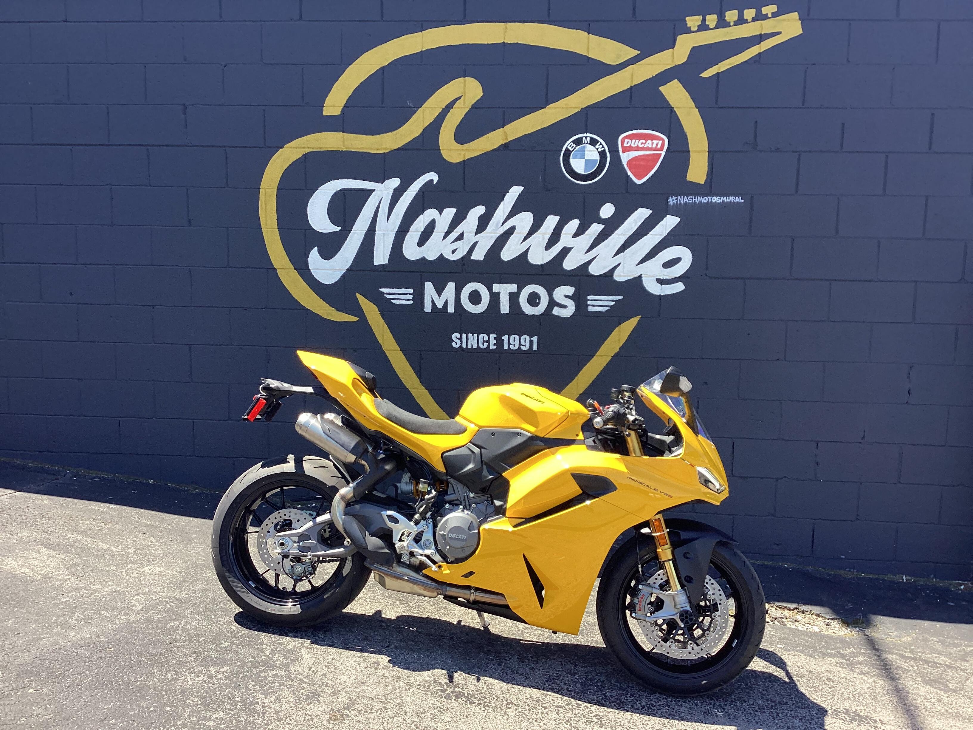 2027 Ducati PANIGALE V2S