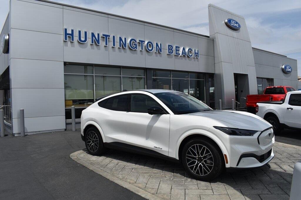 2025 Ford Mustang Mach-E Premium RWD's photo