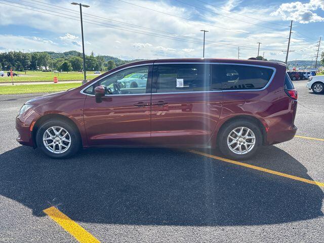 Used 2017 Chrysler Pacifica Touring with VIN 2C4RC1DG6HR722893 for sale in Prairie du Chien, WI