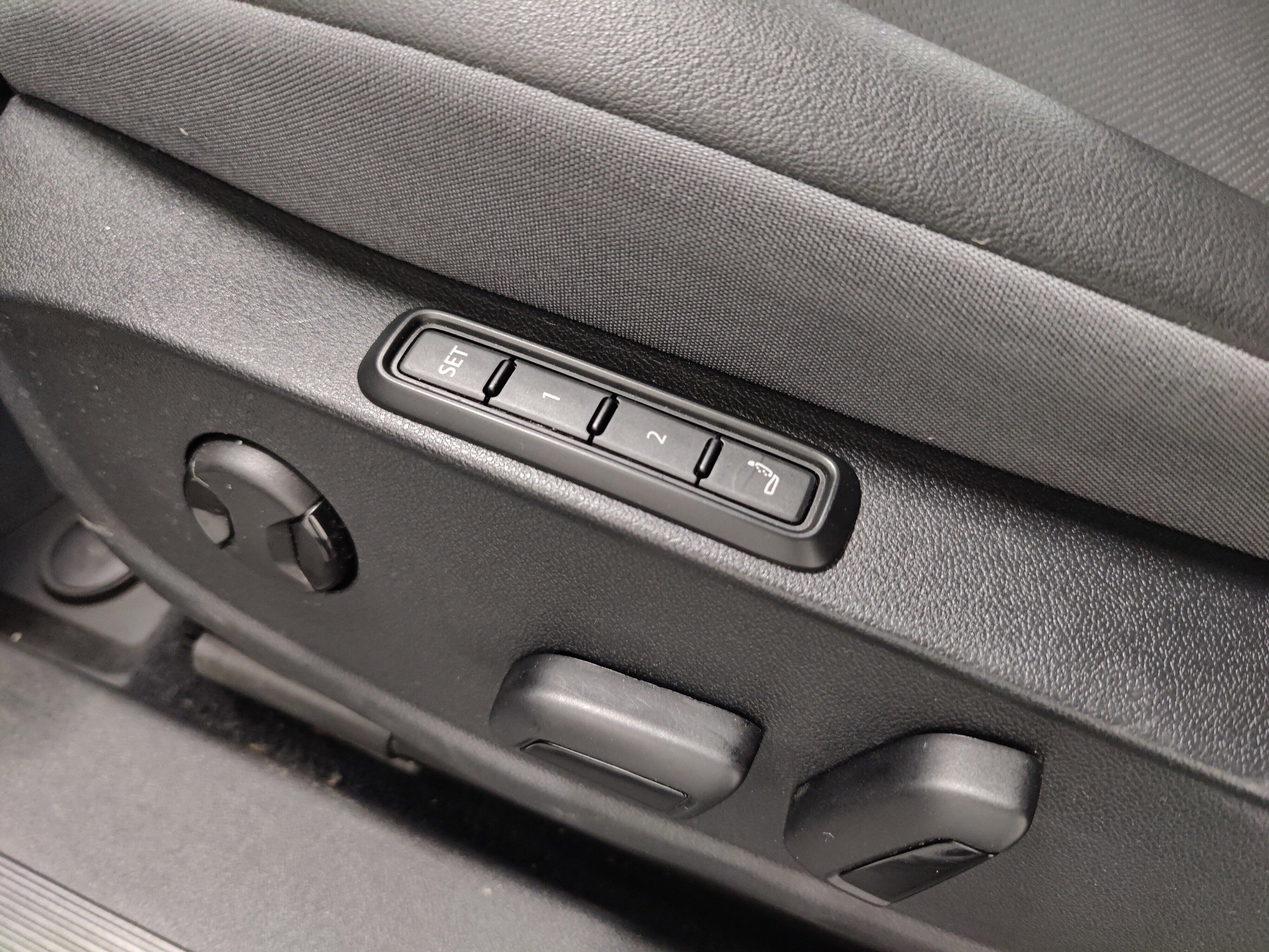 2023 Volkswagen ID.4 PRO S PLUS - Photo 16