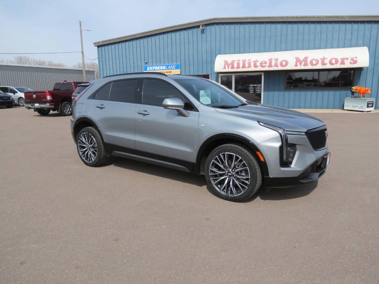 Used 2024 Cadillac XT4 Sport with VIN 1GYFZFR48RF238336 for sale in Fairmont, Minnesota