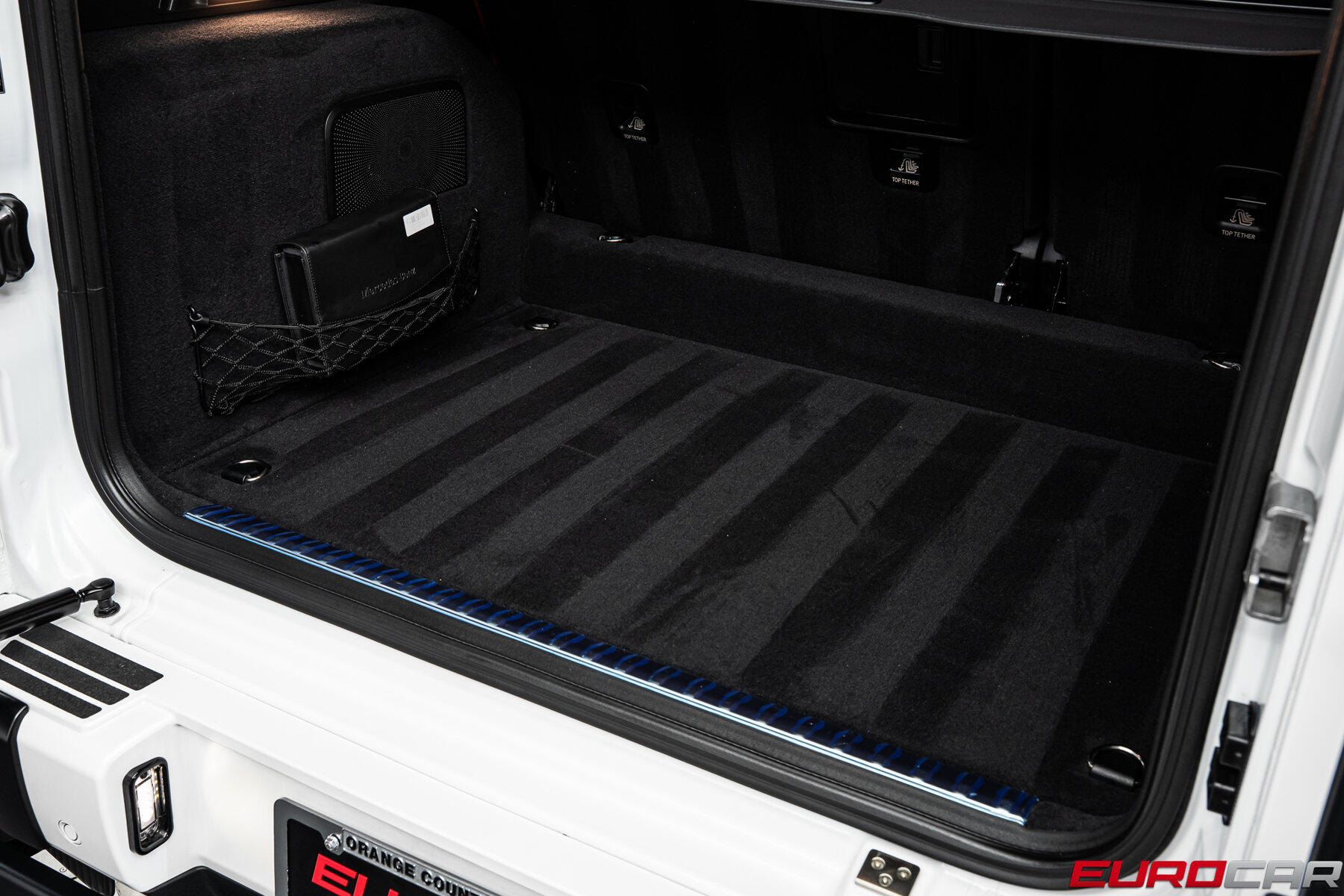 2023 Mercedes-Benz G-Class G 63 AMG 4x4&sup2; *NIGHT PACK MAGNO * SUNROOF*Image 26