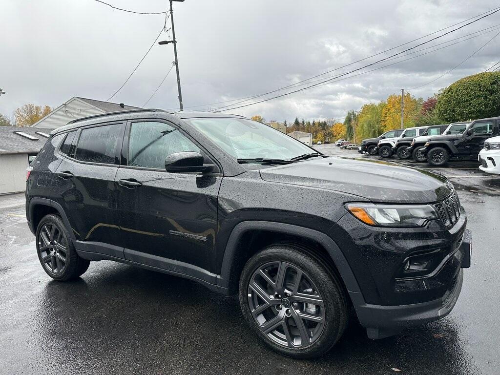 2026 Jeep Compass Limited Altitude's photo