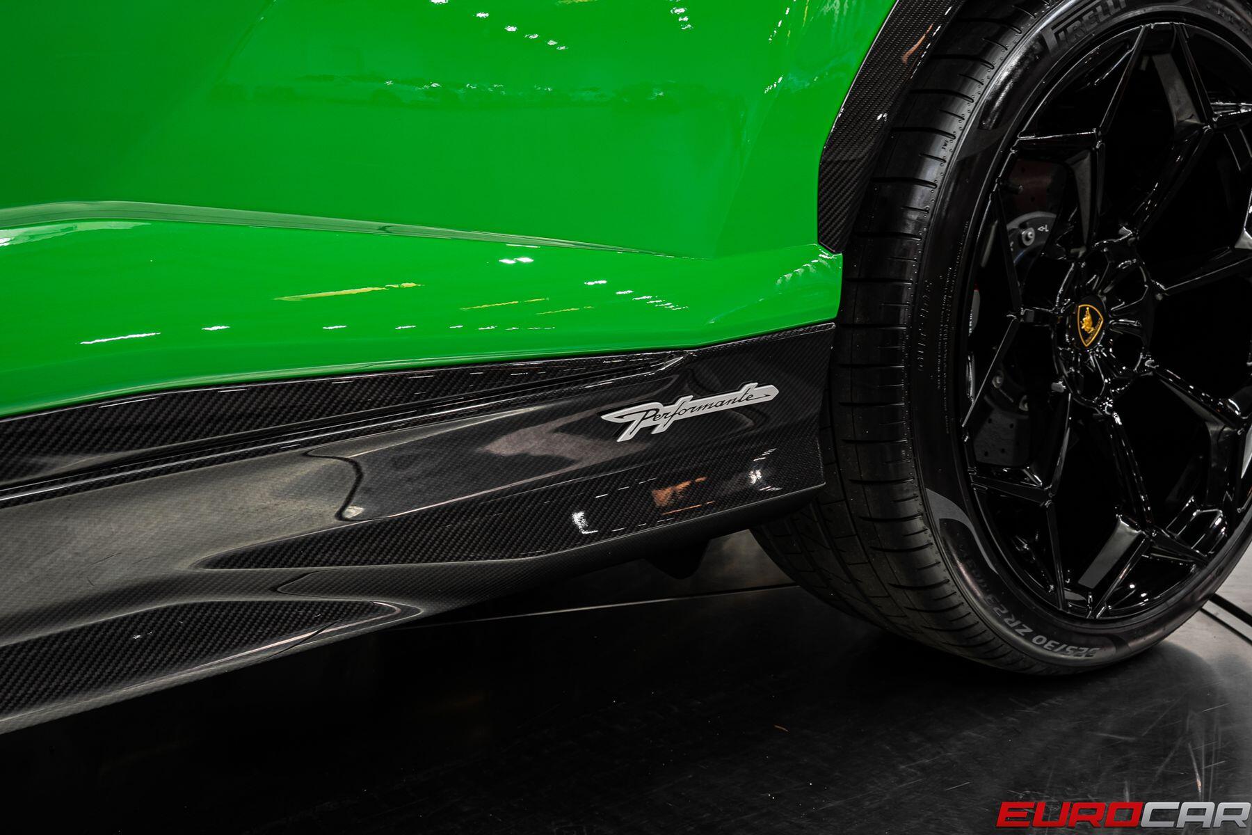 2024 Lamborghini Urus Performante *HUGE CARBON OPTIONS * PANORAMIC ROOF*Image 19
