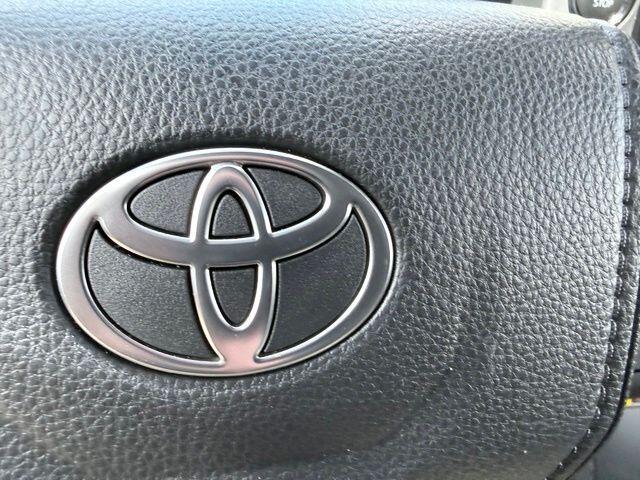 2025 Toyota Tacoma Limited - Photo 24
