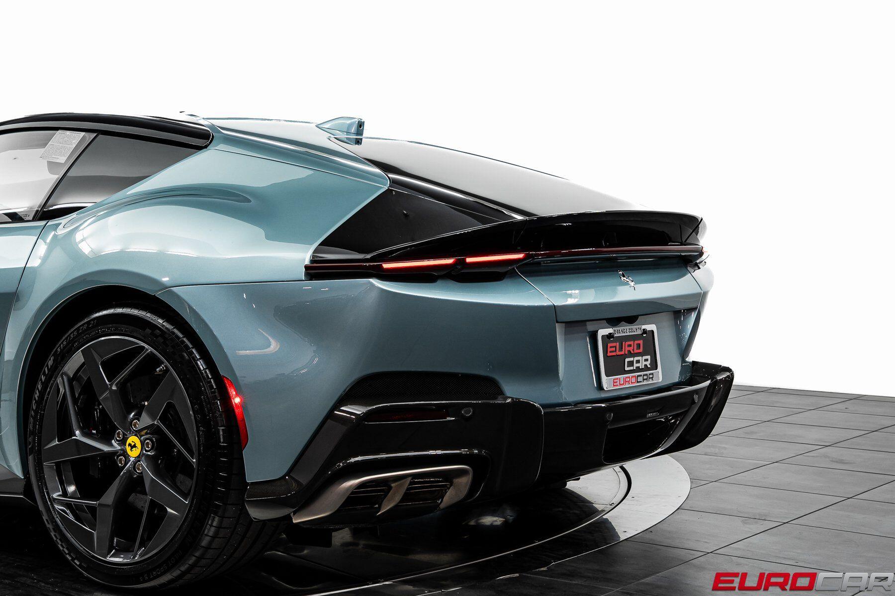 2025 Ferrari 12Cilindri *HUGE CARBON OPTIONS * PANORAMIC ROOF*Image 17