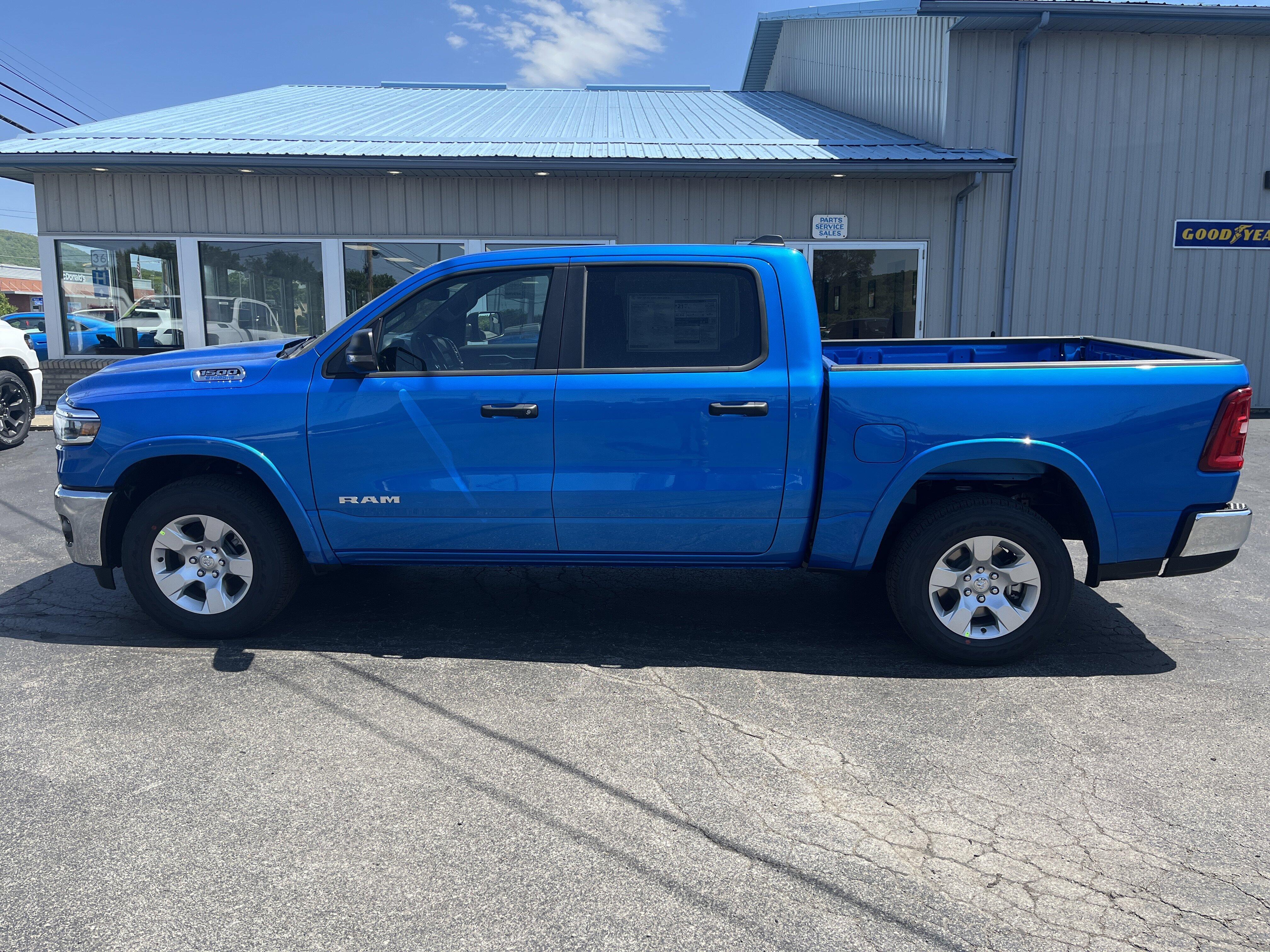 2026 RAM 1500 1500 Big Horn Crew Cab 4x4 5'7' Box
