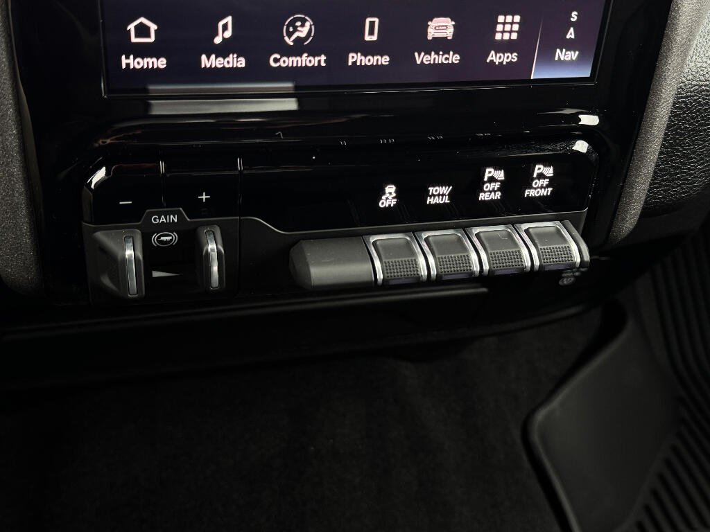 2026 RAM 3500 Tradesman - Photo 17