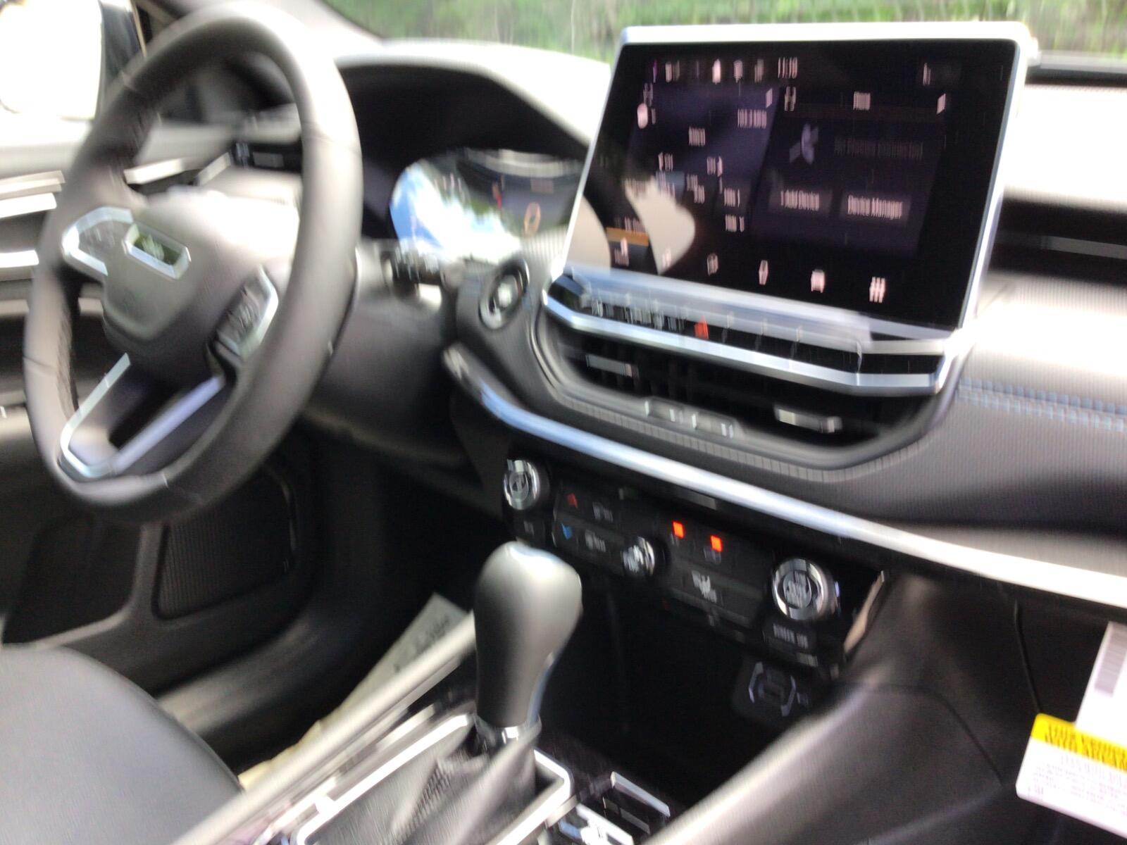2026 Jeep Compass Latitude Altitude - Photo 10