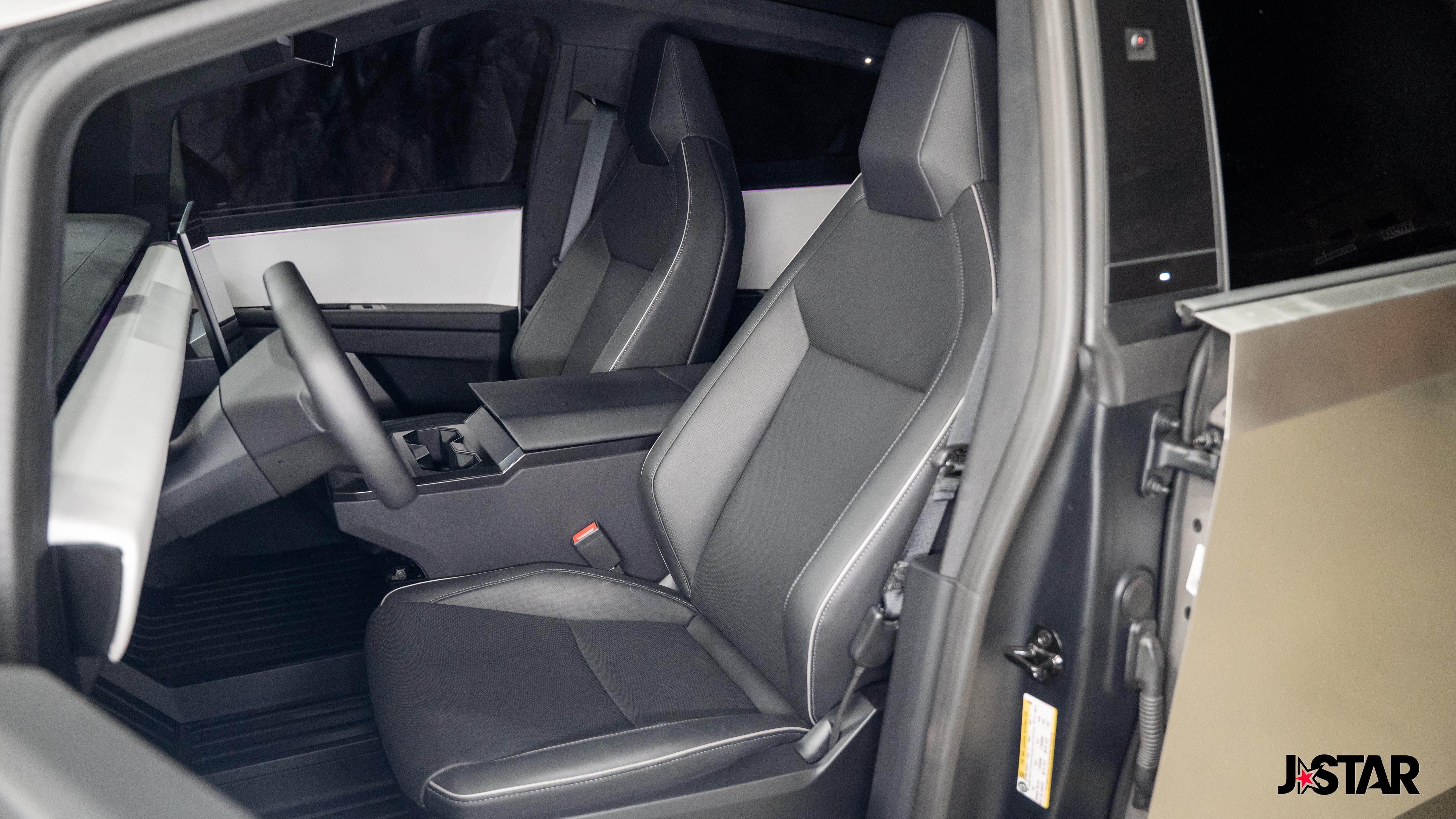 Used 2024 Tesla Cybertruck Cyberbeast with VIN 7G2CEHEE8RA033855 for sale in Anaheim, CA