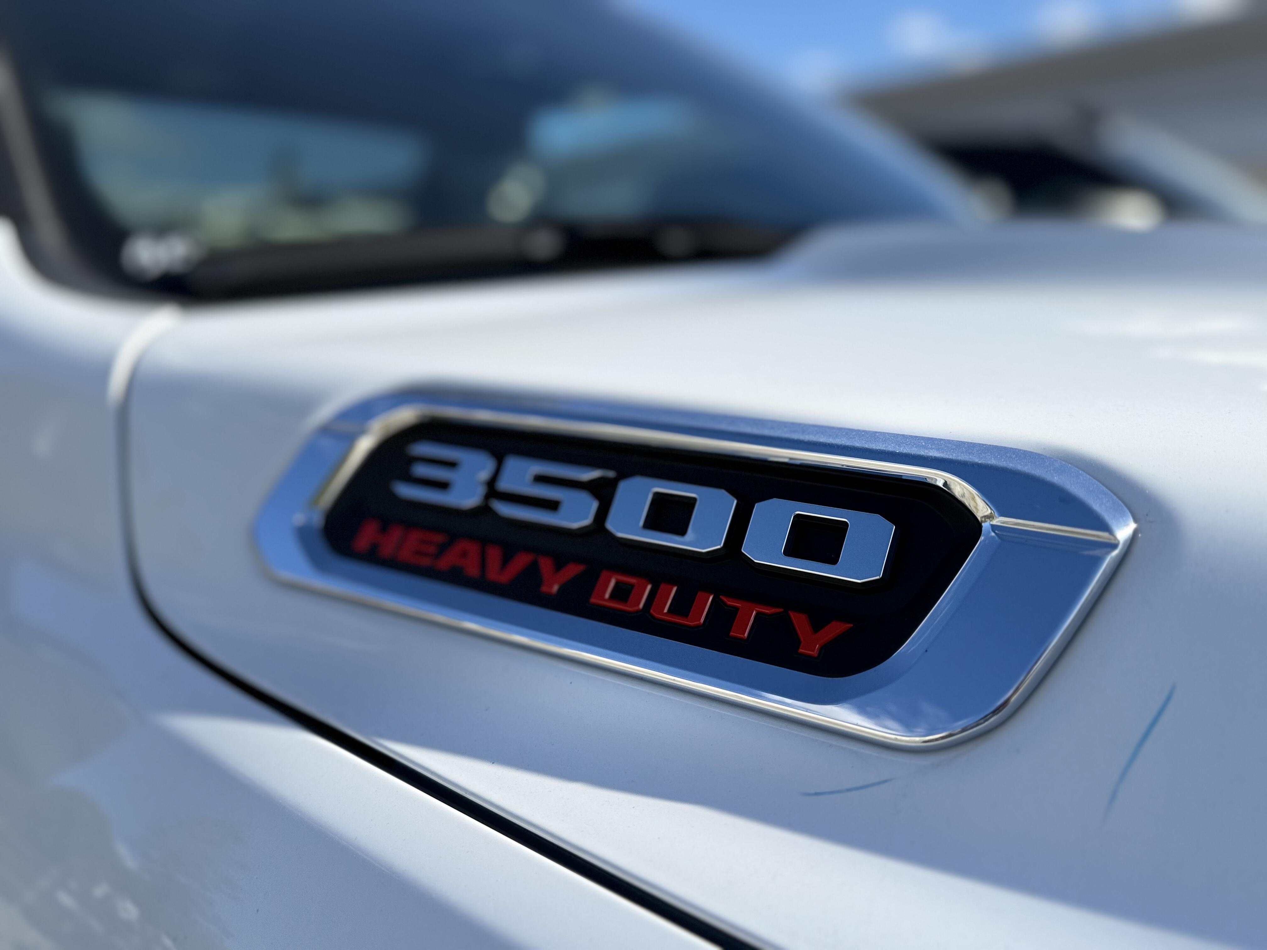 2025 RAM 3500 Chassis Tradesman - Photo 6
