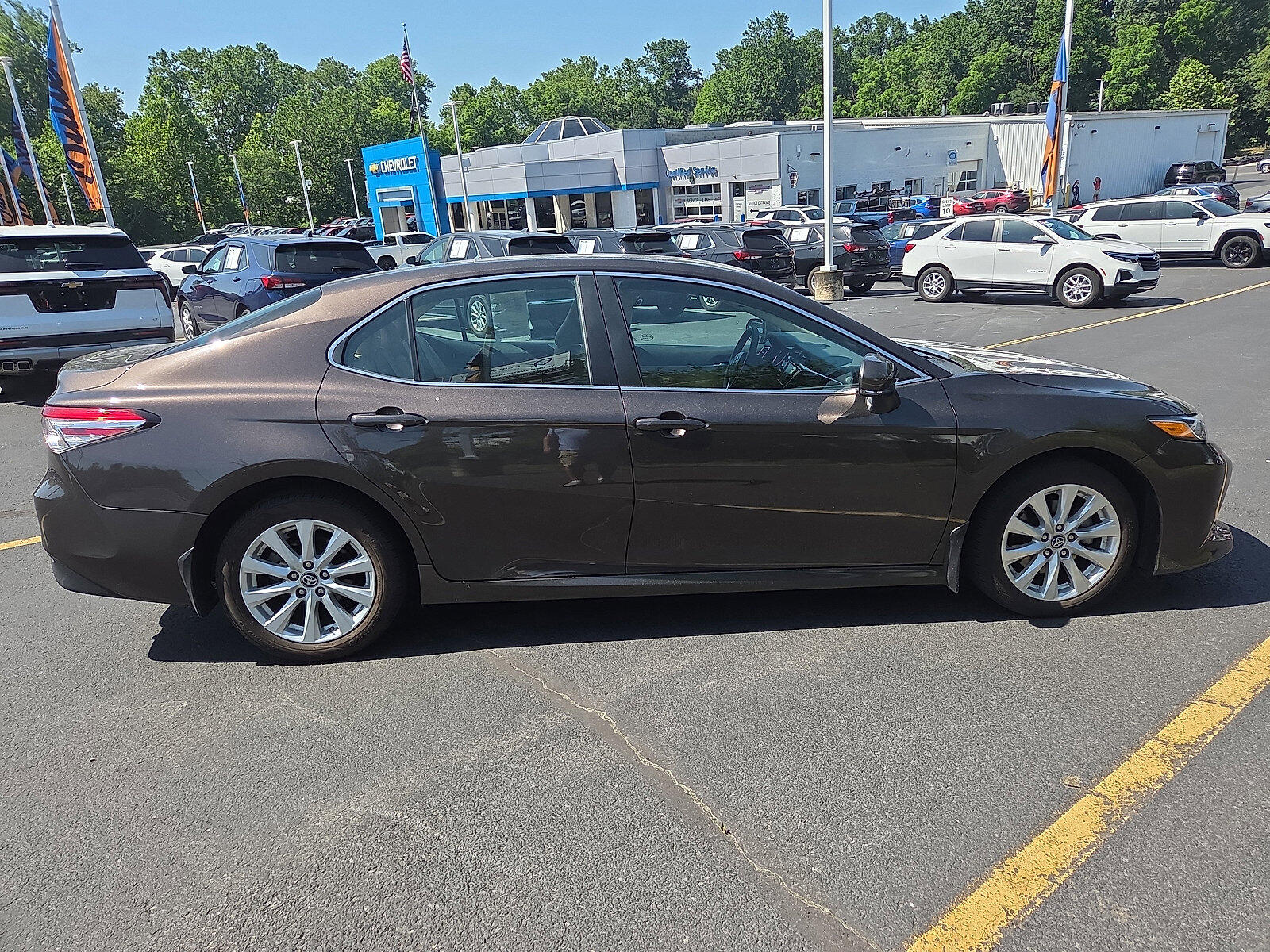 Used 2018 Toyota Camry LE with VIN 4T1B11HK7JU567460 for sale in Tamaqua, PA