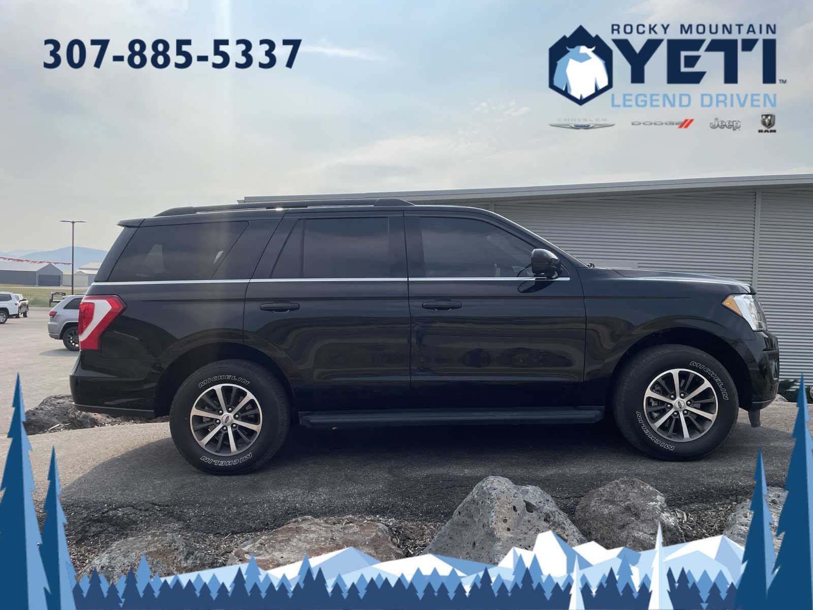 Used 2021 Ford Expedition XLT with VIN 1FMJU1JT2MEA25784 for sale in Afton, WY