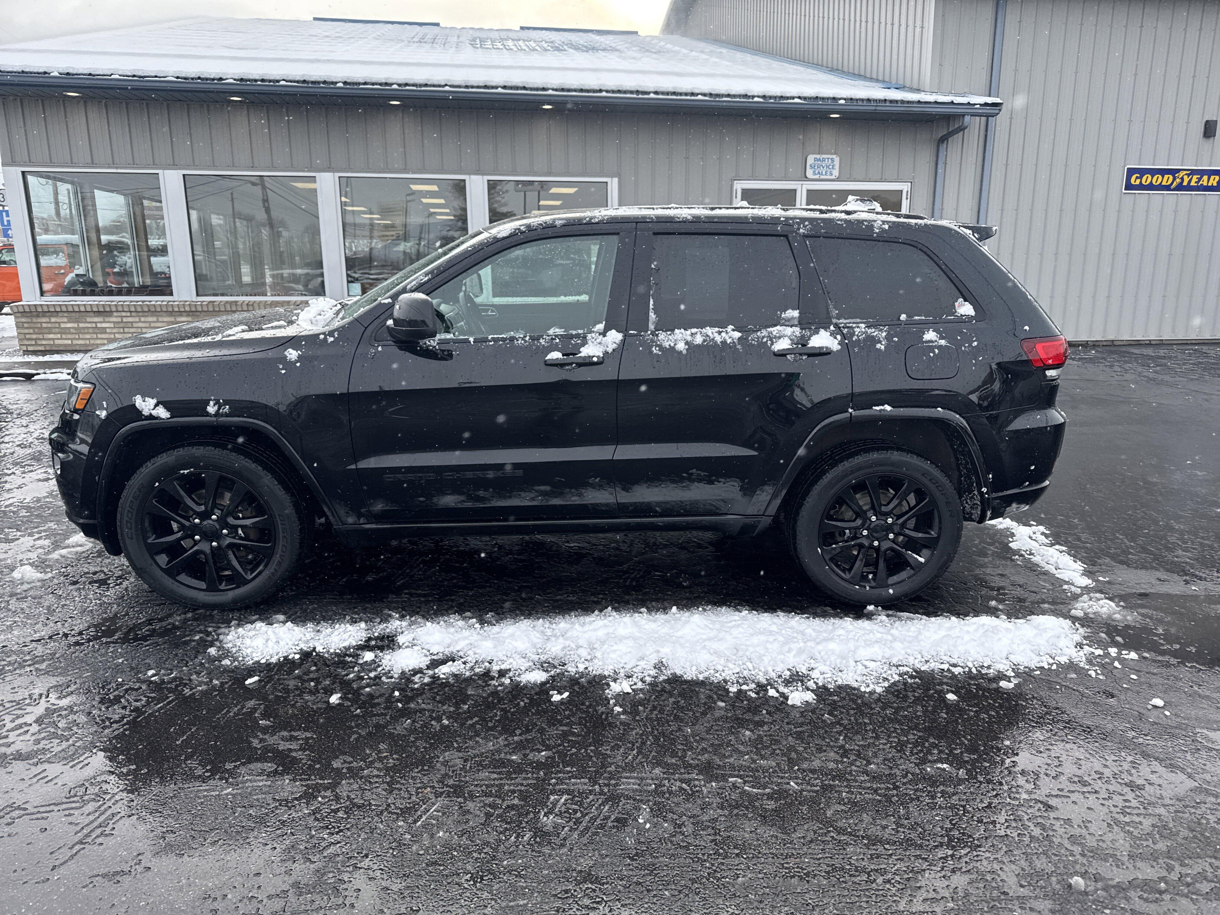 2017 Jeep Grand Cherokee Altitude