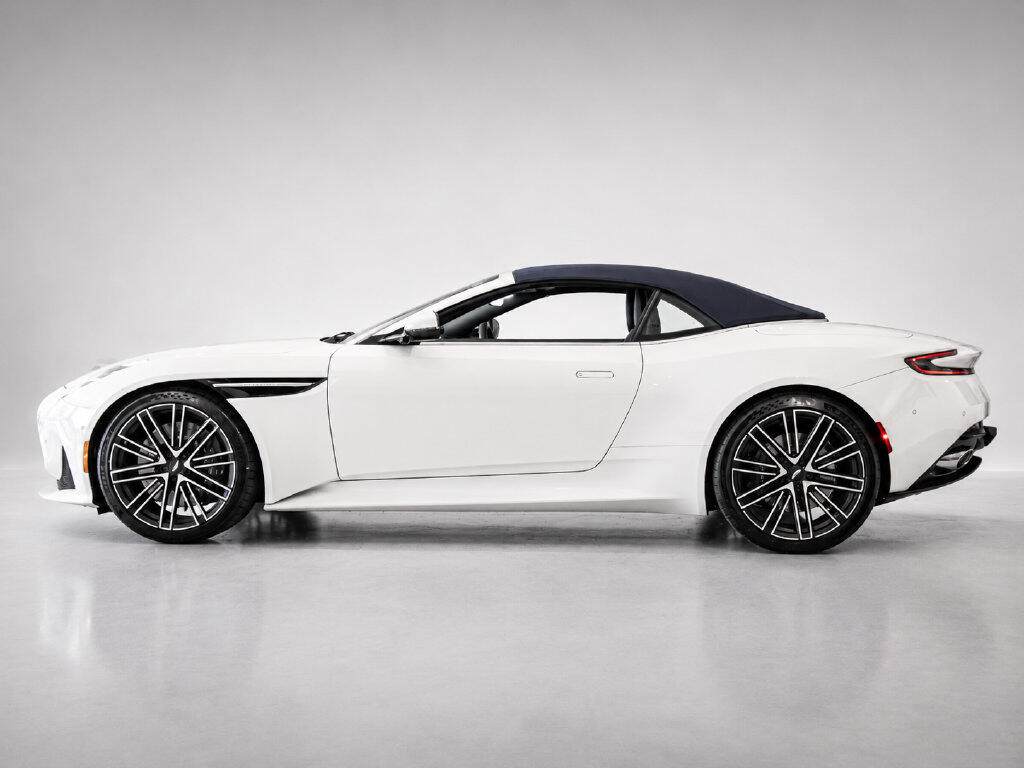 2026 Aston Martin DB12 Base - Photo 9