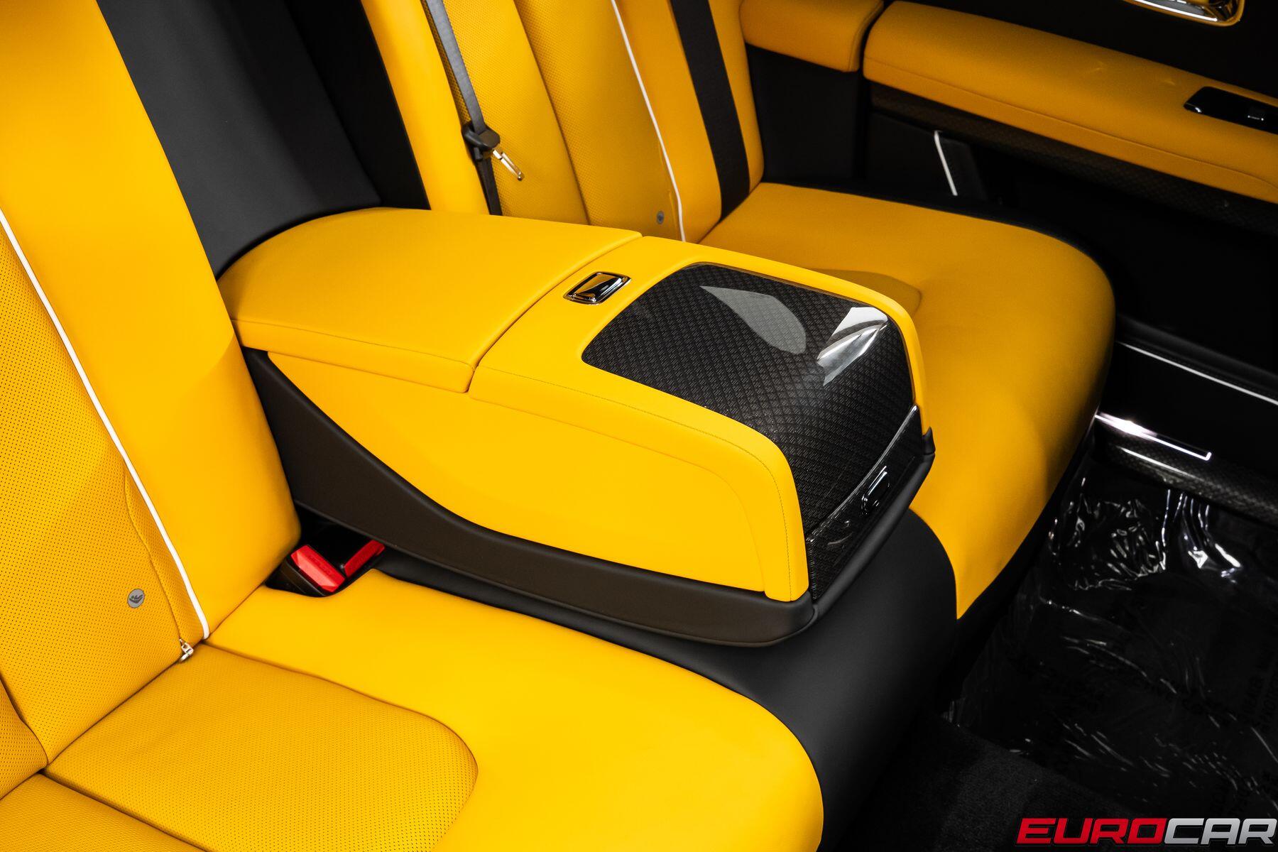 2025 Rolls-Royce Ghost Black Badge - Photo 42
