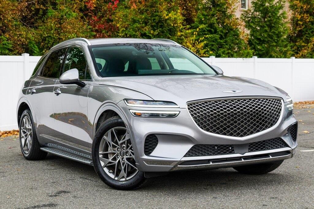 2025 GENESIS GV70 Standard