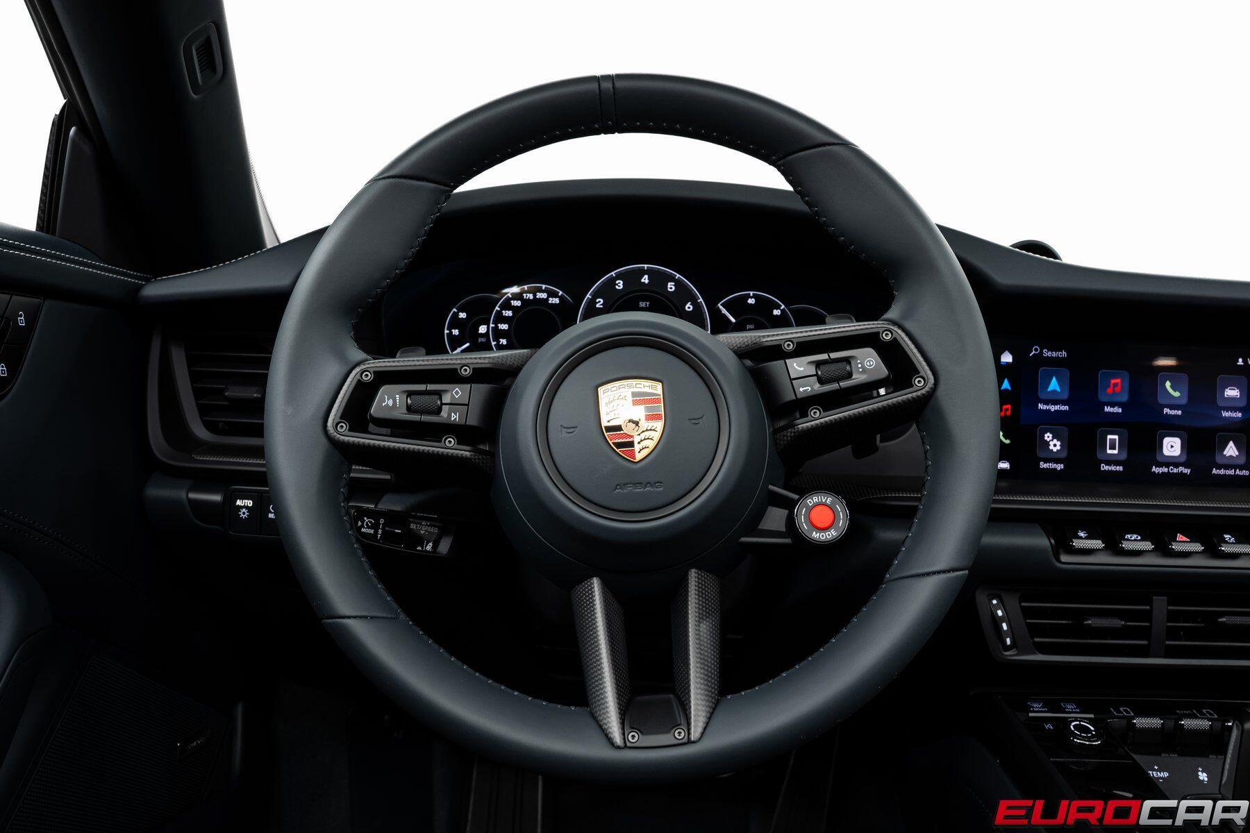 2026 Porsche 911 GTS - Photo 33