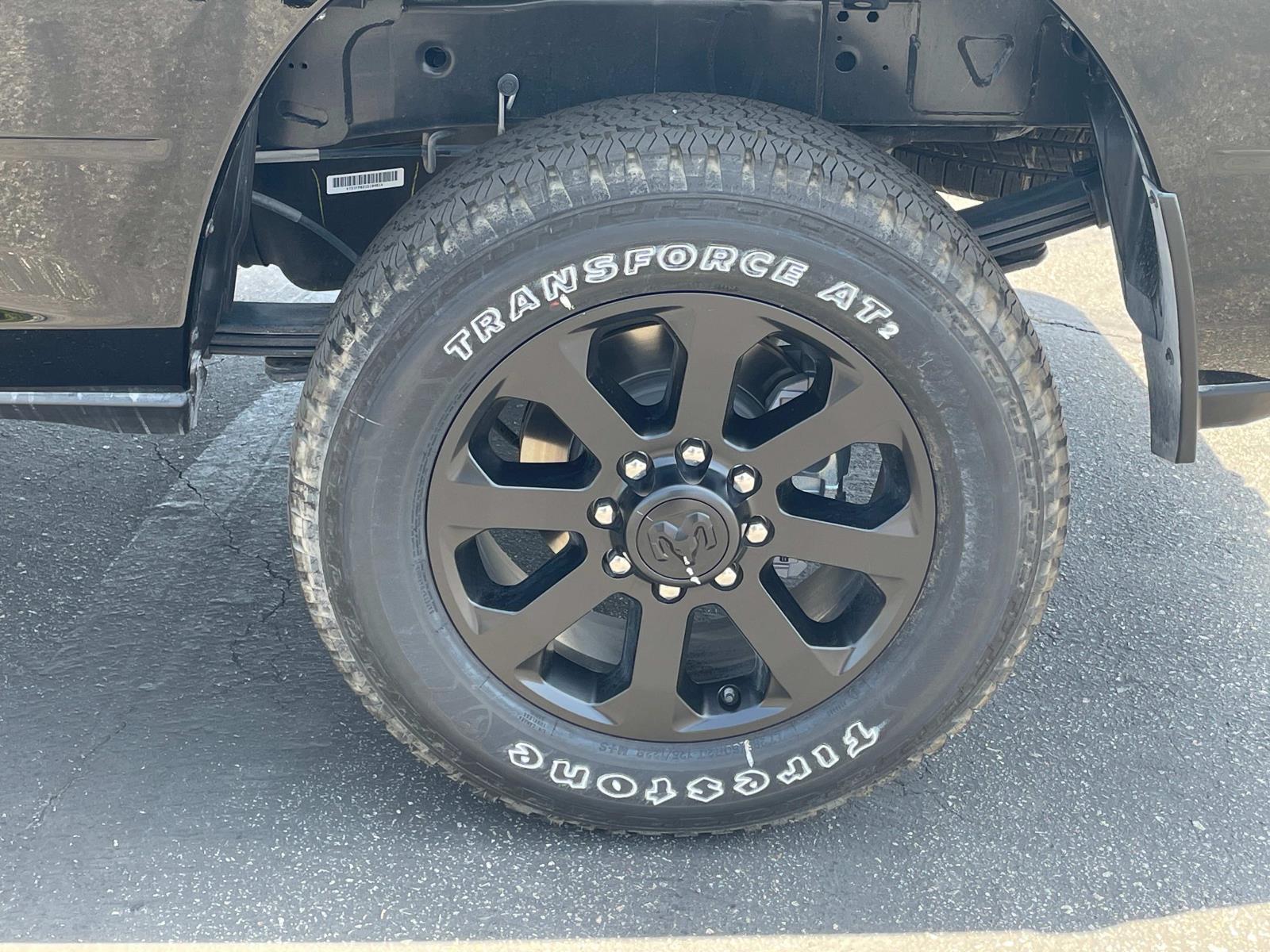 2025 RAM 3500 Big Horn - Photo 25