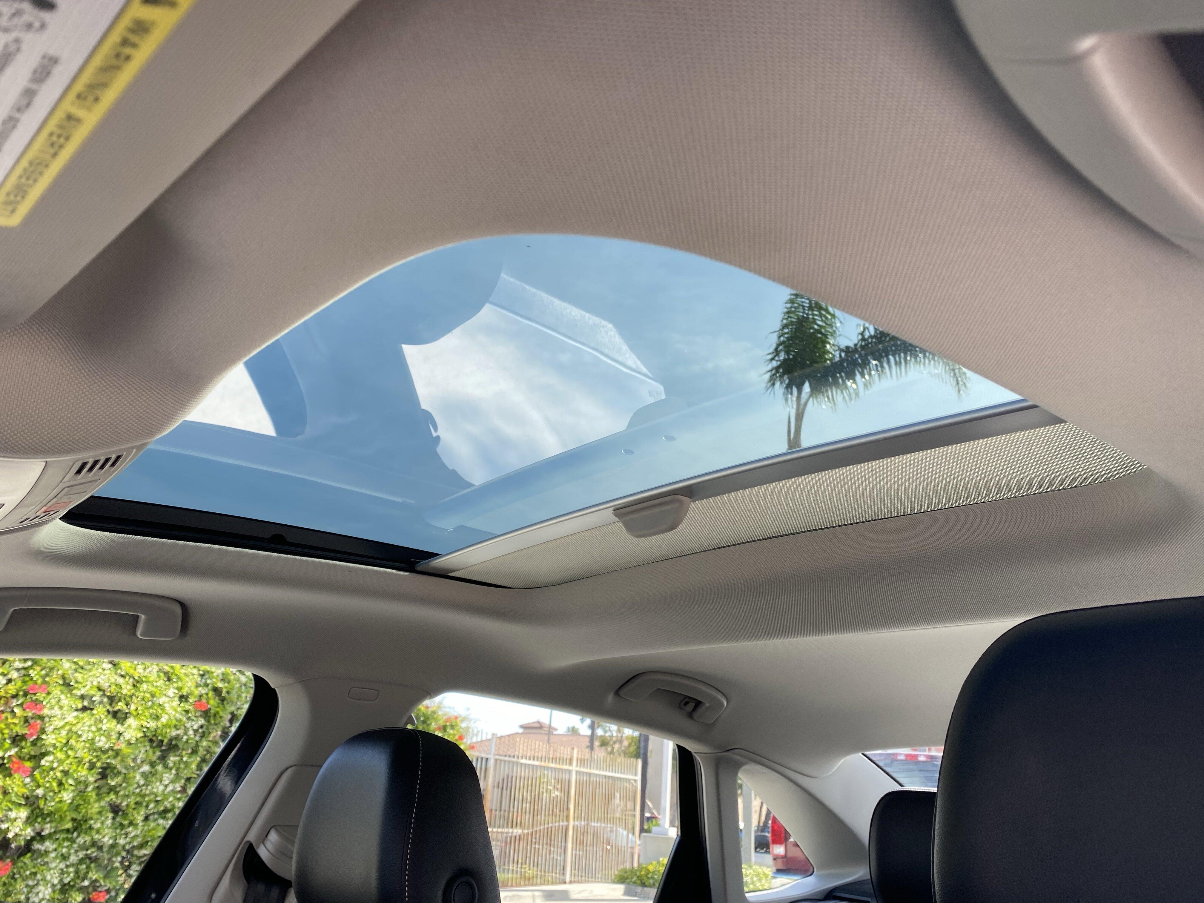 2025 Volkswagen Jetta SE - Photo 25