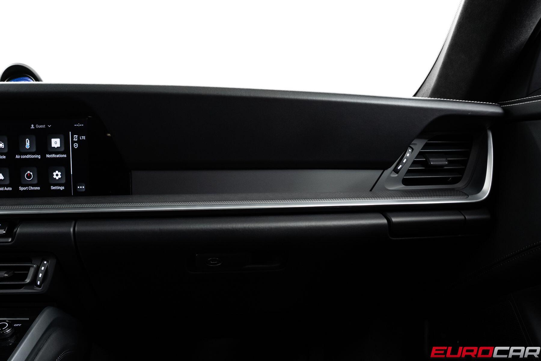 2024 Porsche 911 Turbo *POWER SPORT SEATS * CARBON FIBER ROOF*Image 36