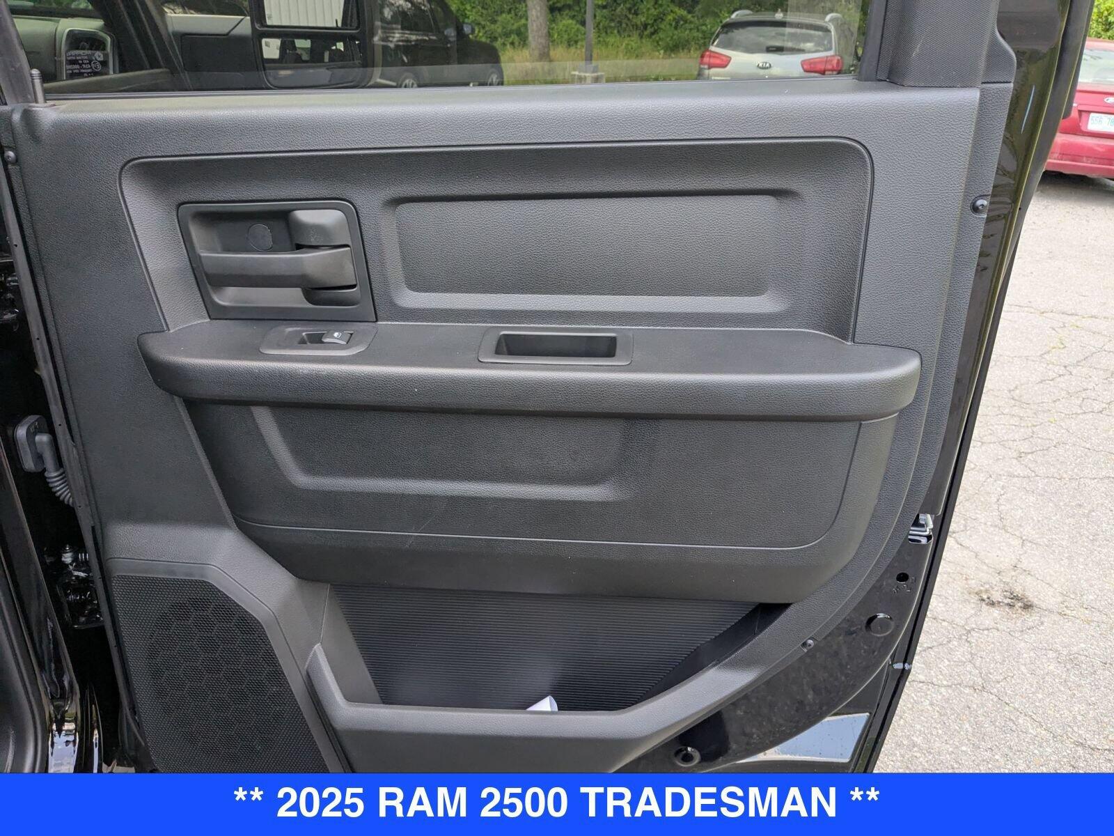 2025 RAM 2500 Tradesman - Photo 24