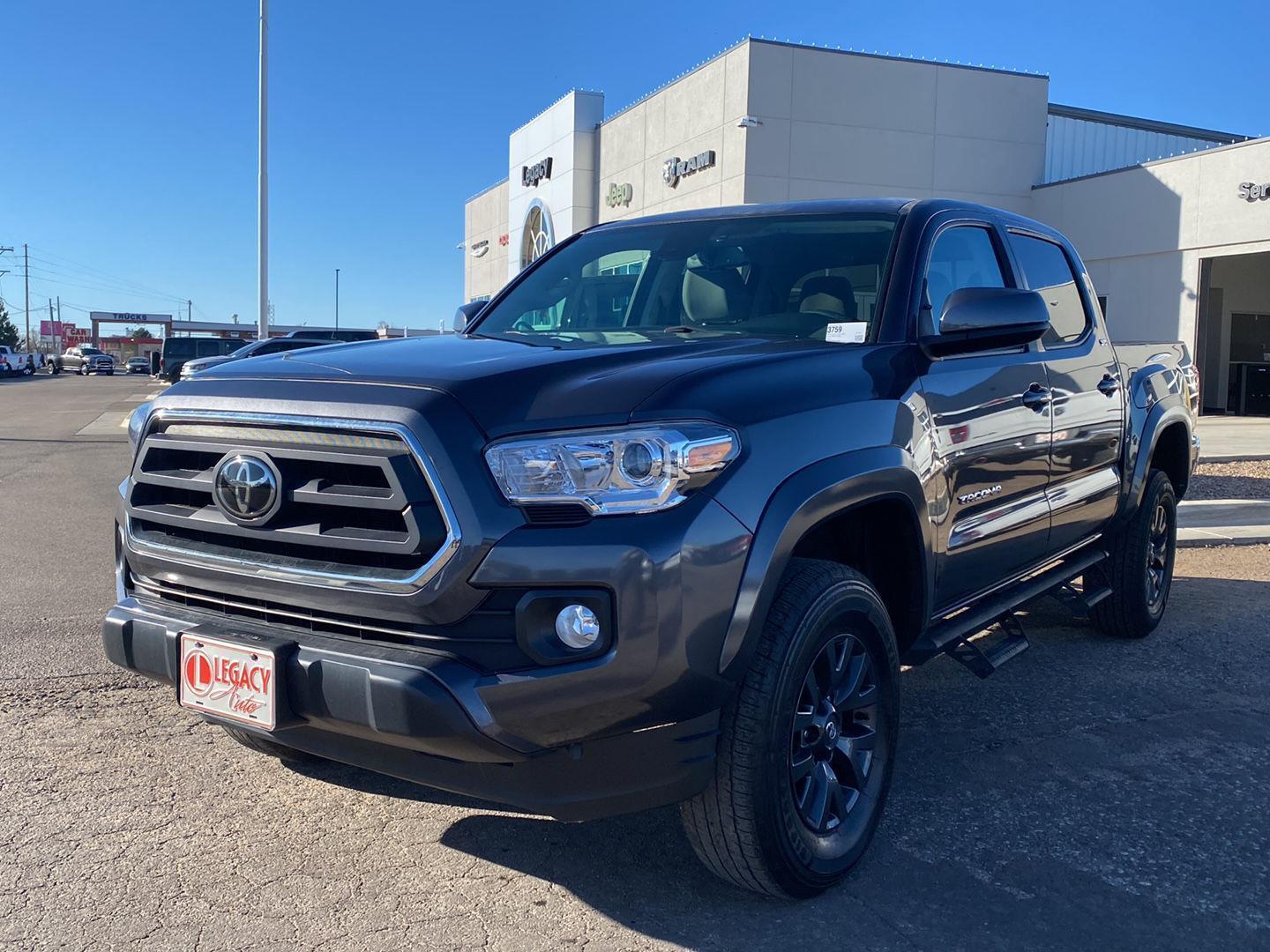 2023 Toyota Tacoma SR5's photo