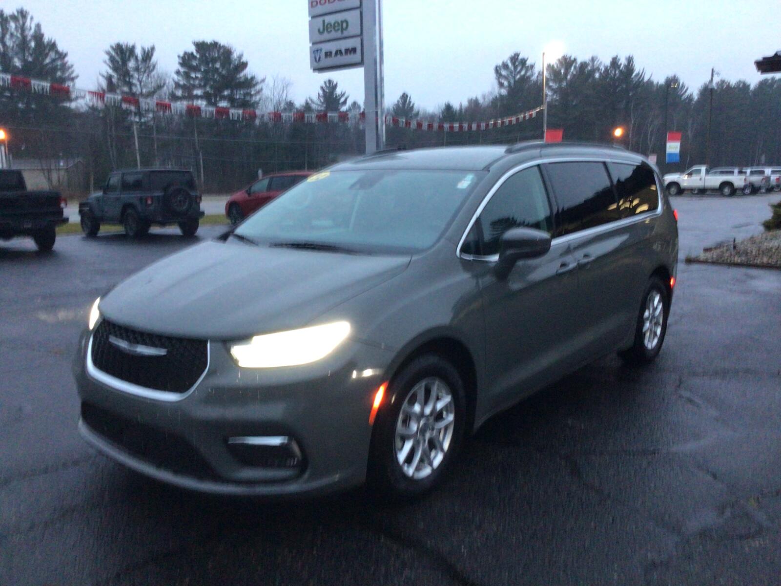 2022 Chrysler Pacifica