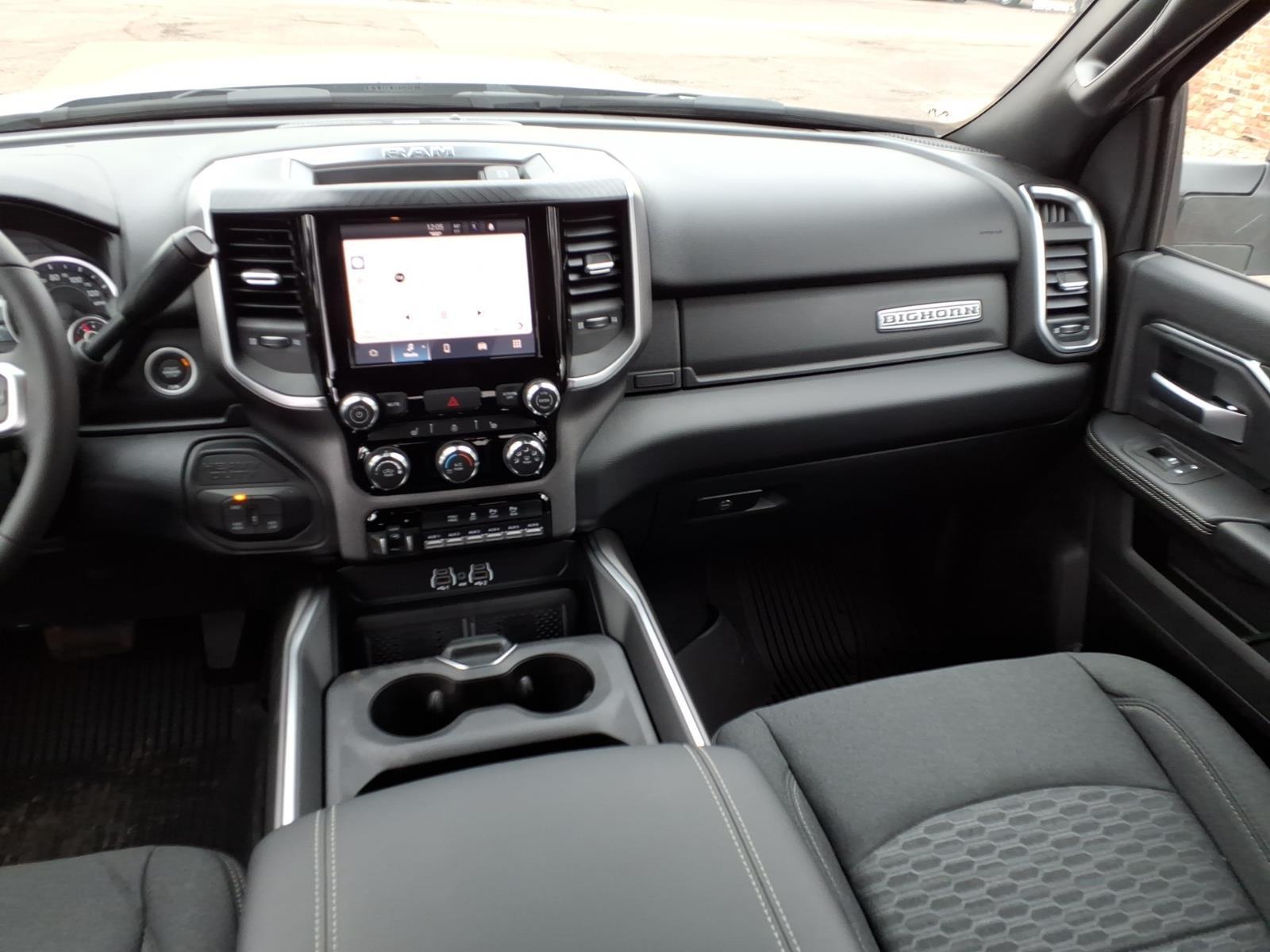 2026 RAM 2500 Big Horn - Photo 11