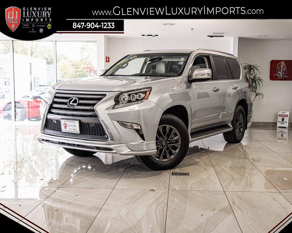 2017 Lexus GX Luxury's photo