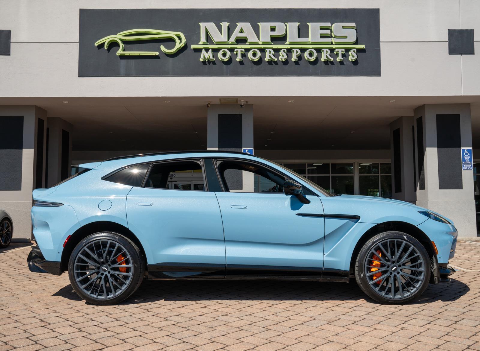 Used 2023 Aston Martin DBX 707