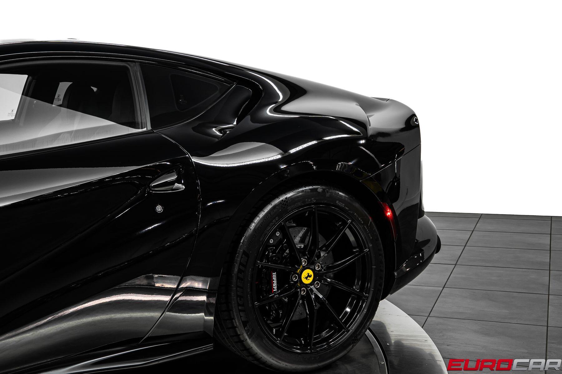 2019 Ferrari 812 Superfast *HUGE CARBON INTERIOR OPTIONS * FRONT LIFT*Image 15