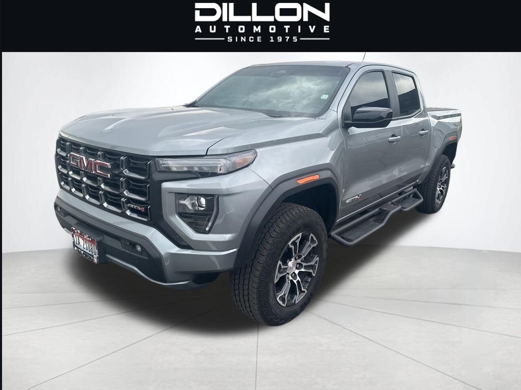 2024 GMC Canyon 4WD AT4 Crew Cab Short Box's photo